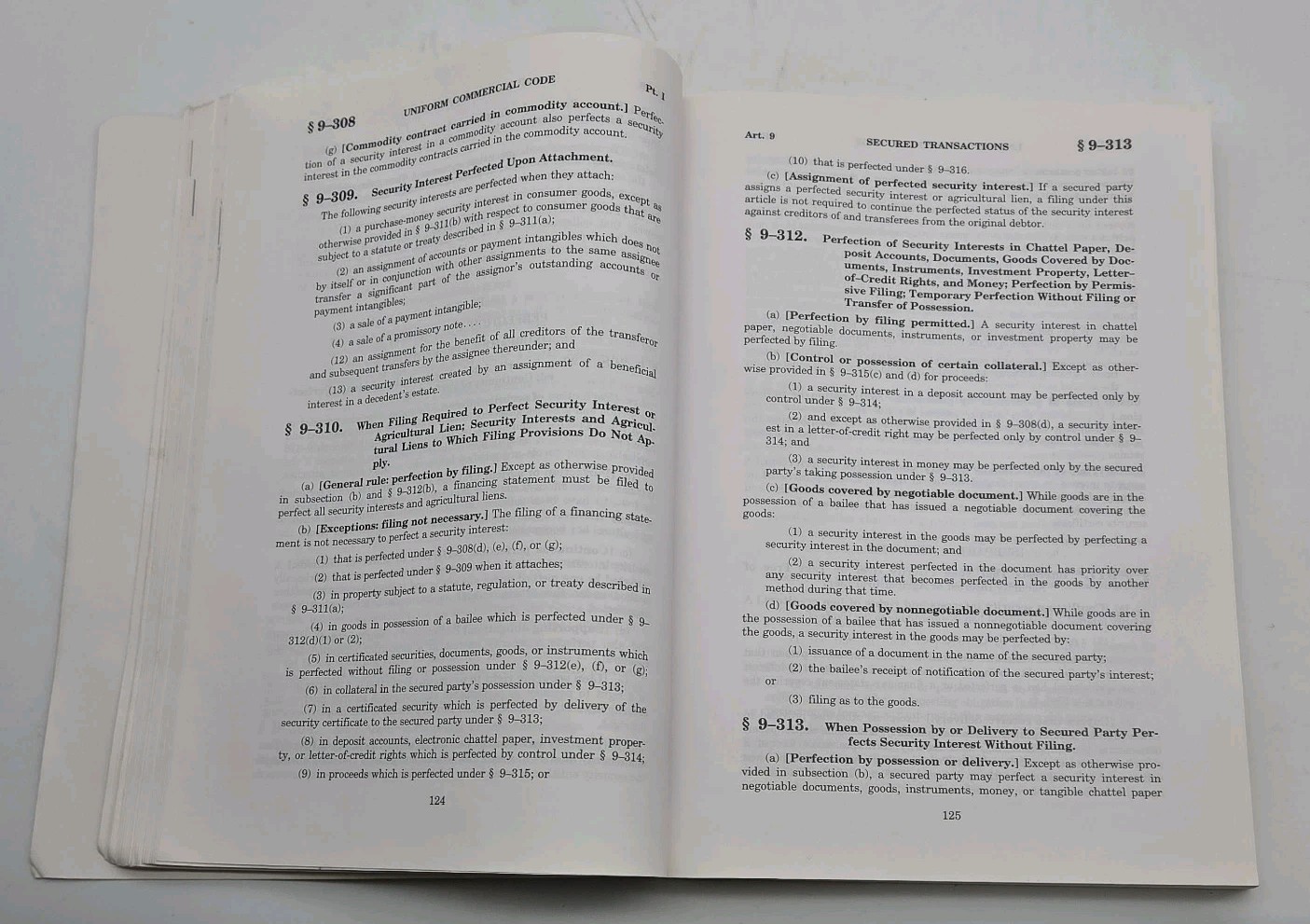 Contract Law : Selected Source Materials 2010 Ed. Burton Eisenberg West
