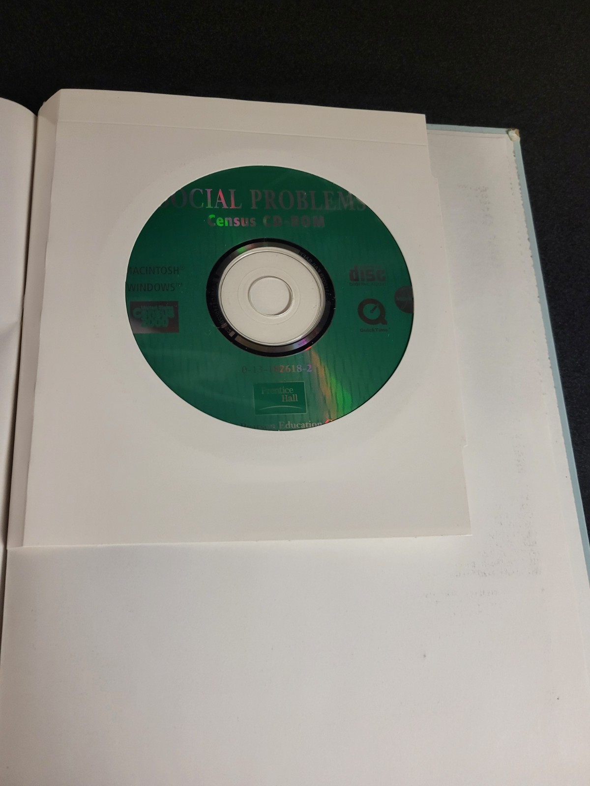Social Problems : Sixth Edition Hardcover with CD included James M Henslin