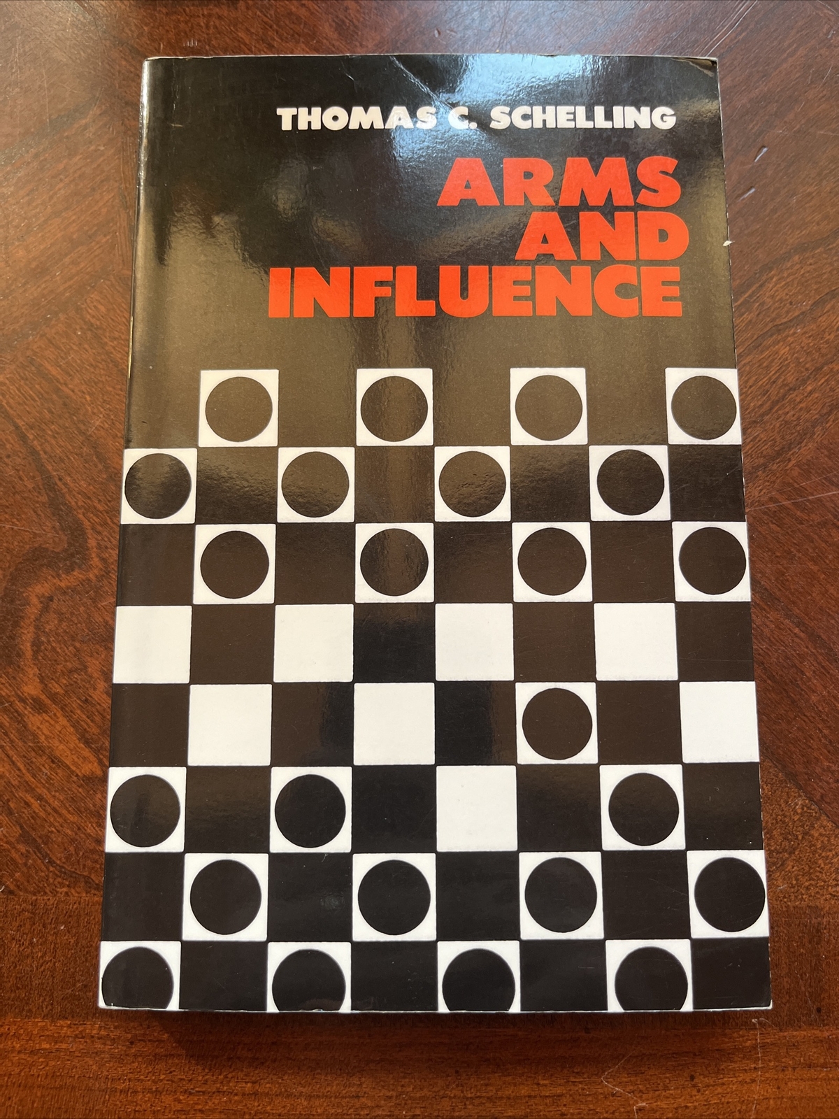 Arms & Influence by Thomas C. Schelling (1967, Paperback, First Ed/Later Print)