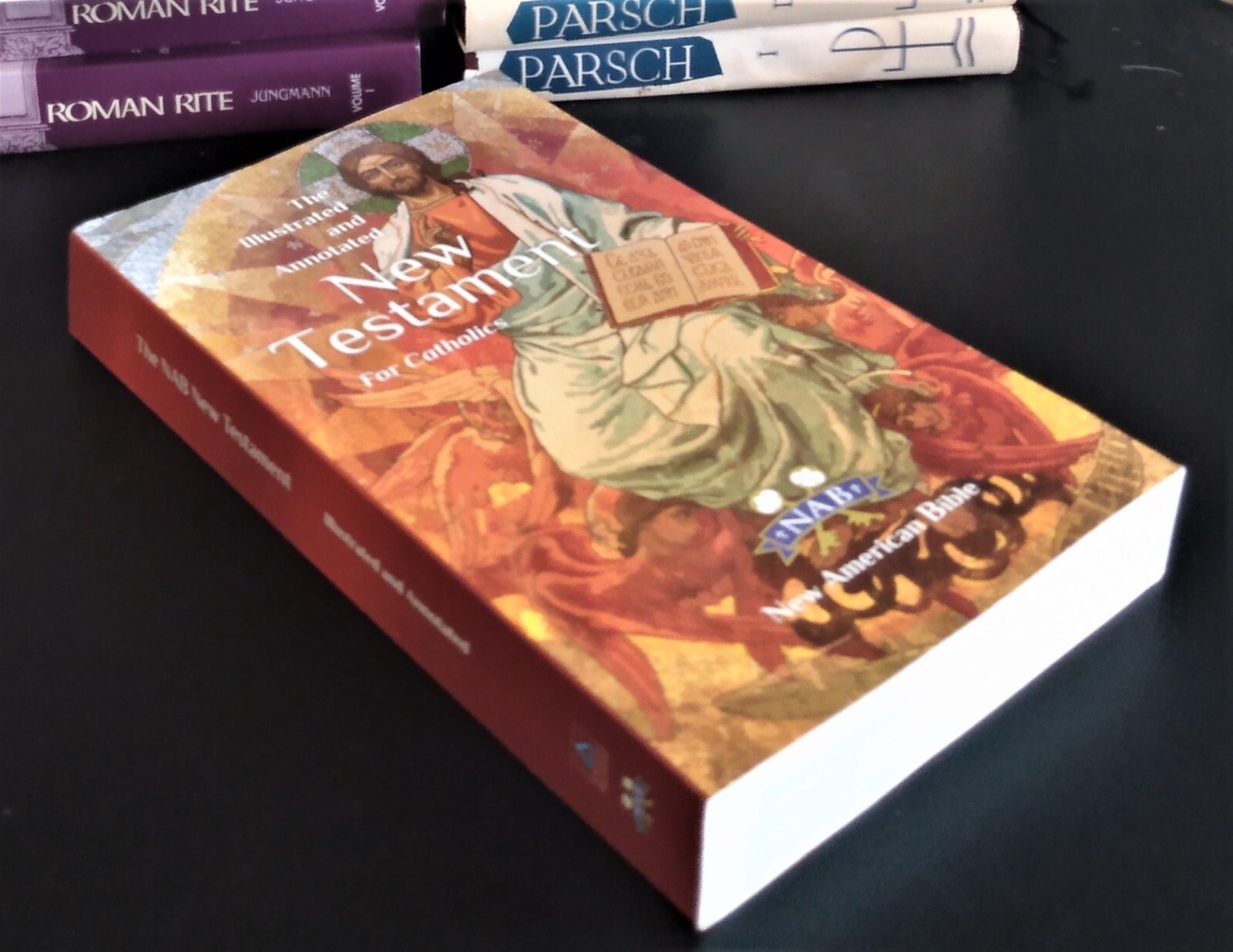 THE ILLUSTRATED AND ANNOTATED NEW TESTAMENT FOR CATHOLICS – NAB (As New)