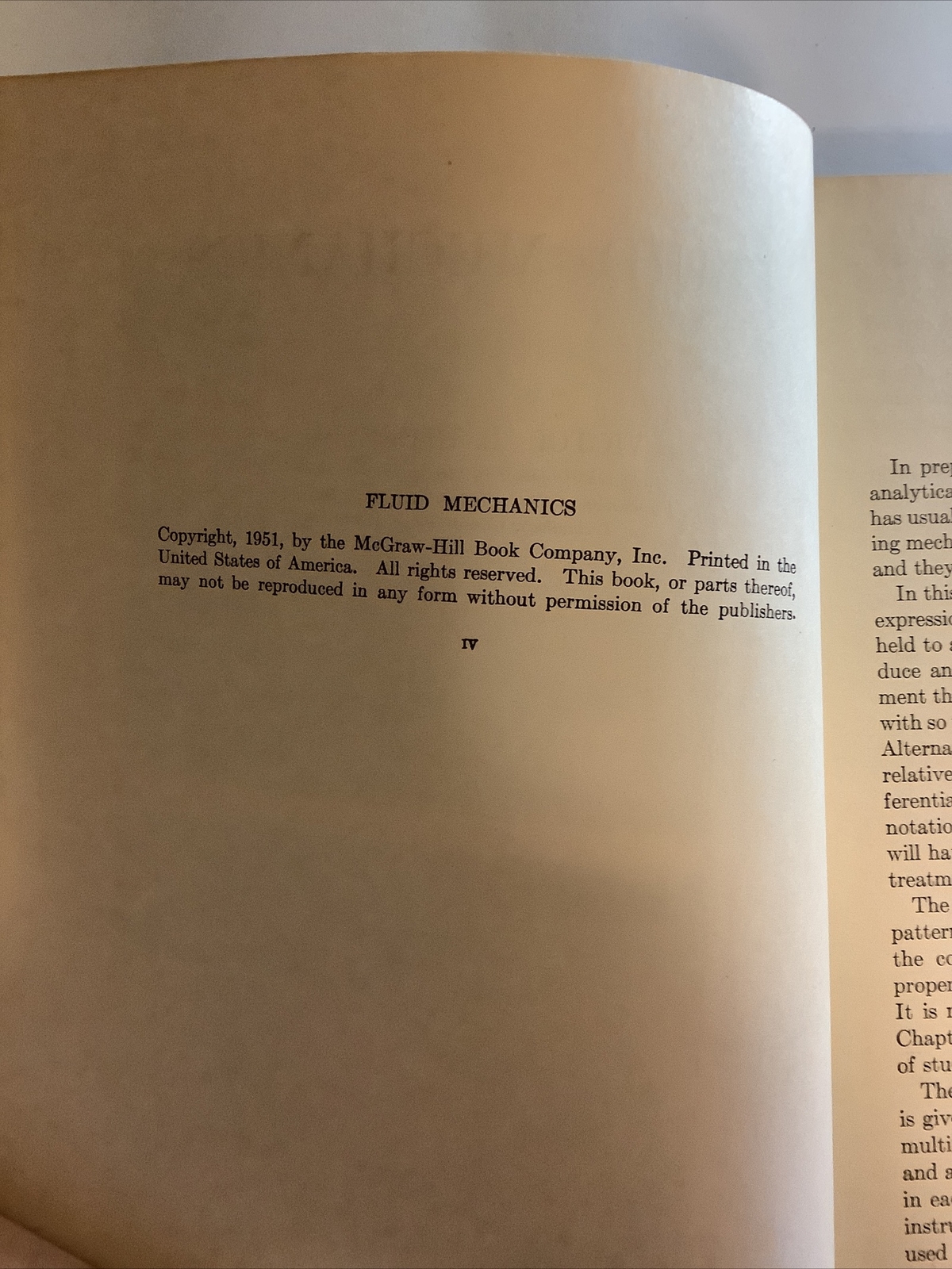 FLUID MECHANICS by Victor L. Streeter (1951, Hardcover) with Moody Diagram