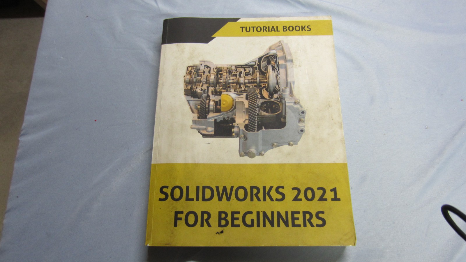 Solidworks 2021 Tutorial Manual for Beginners, 357 pages, used, good cond.