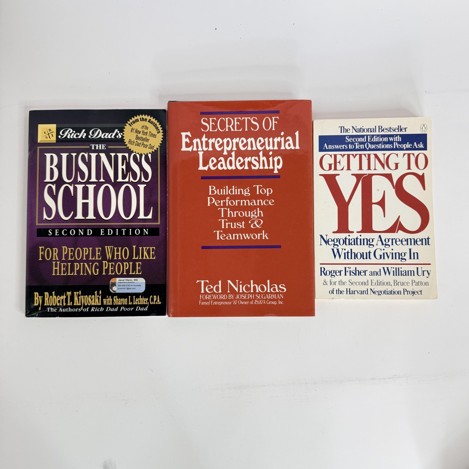 Lot 3 Business Leadership Negotiation Books Kiyosaki Fisher Ury PB