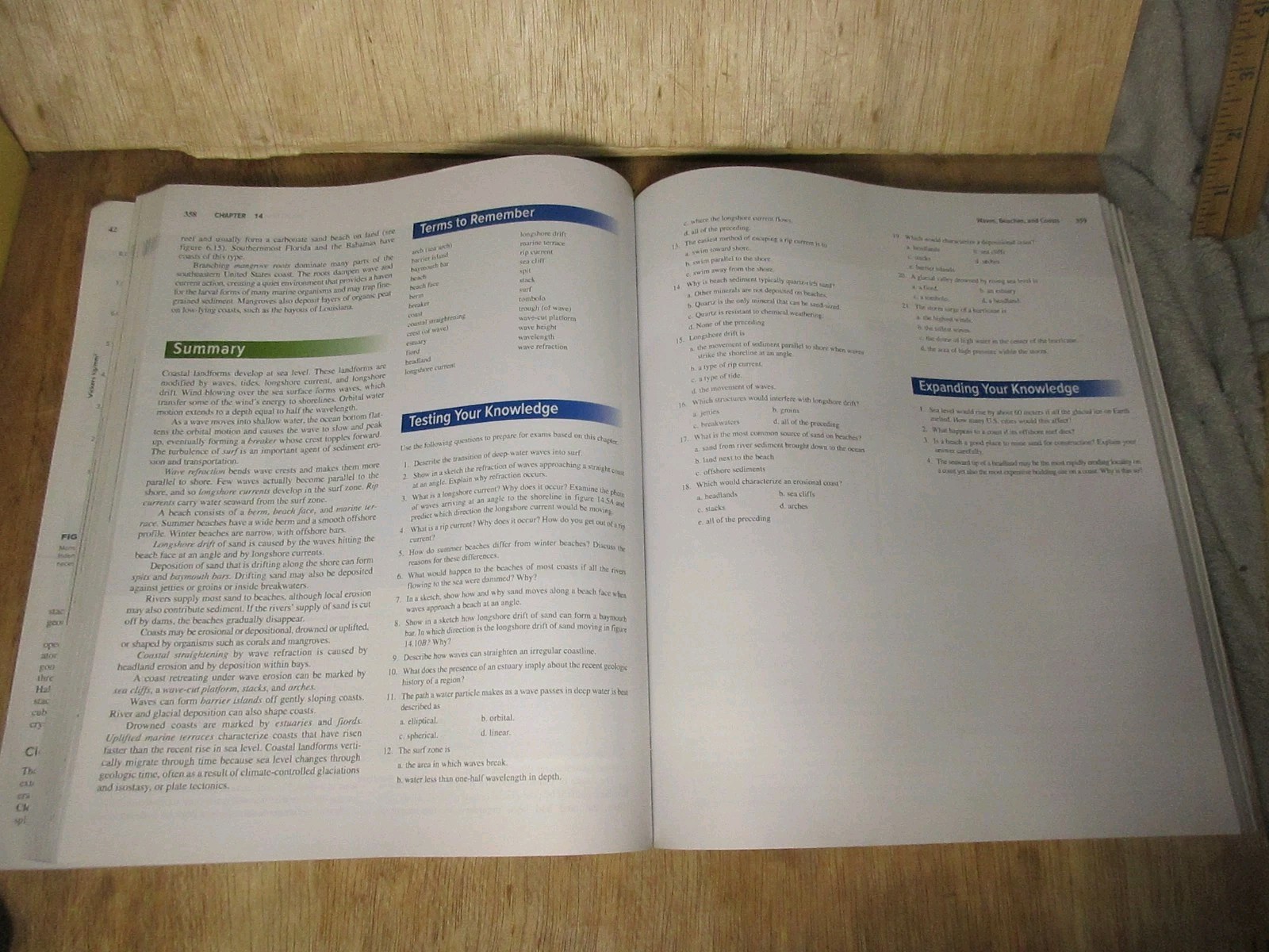 Physical Geology 17th Edition (INTERNATIONAL STUDENT EDITION) BY C. Plummer 2022