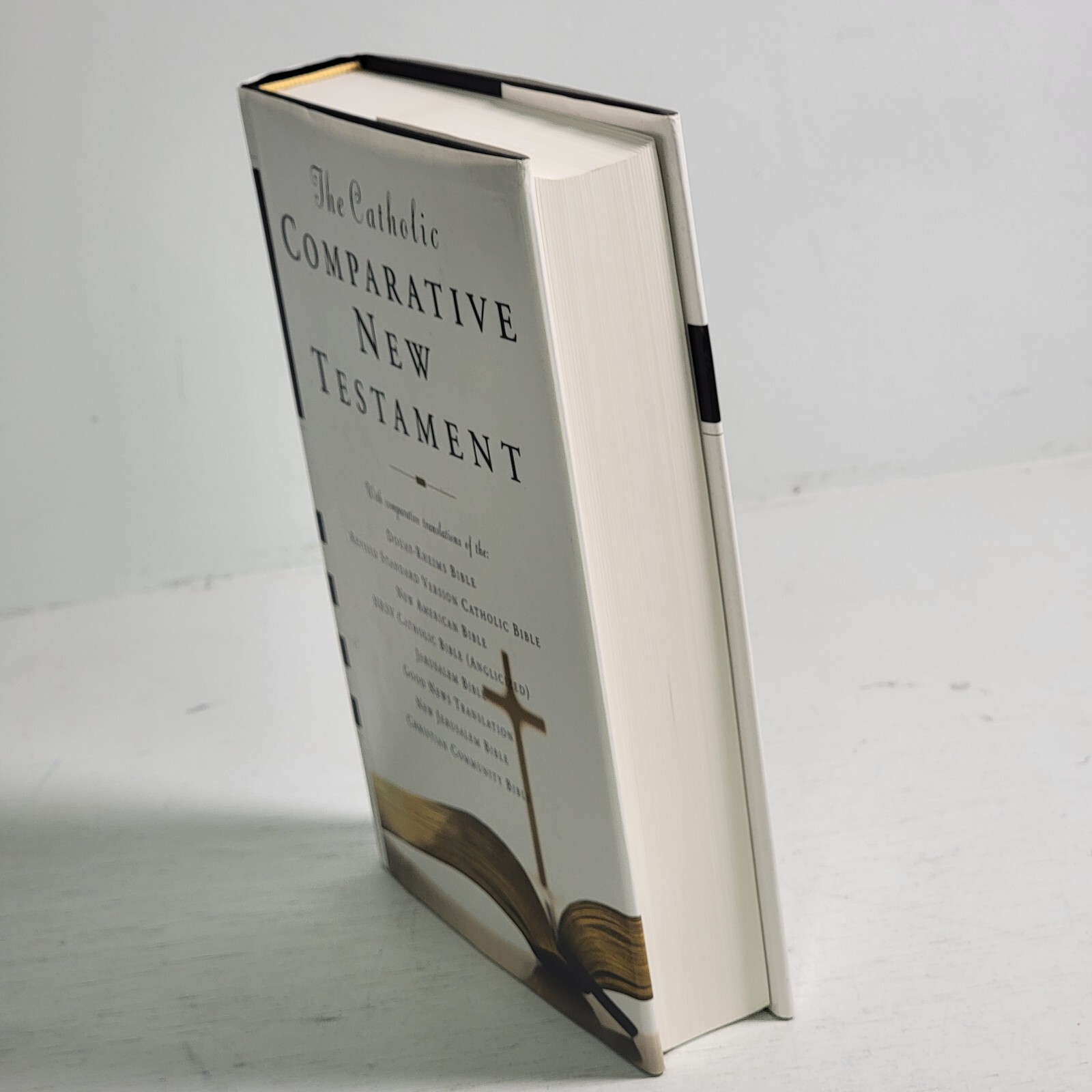 THE CATHOLIC COMPARATIVE NEW TESTAMENT By Oxford University Press Hardcover EUC