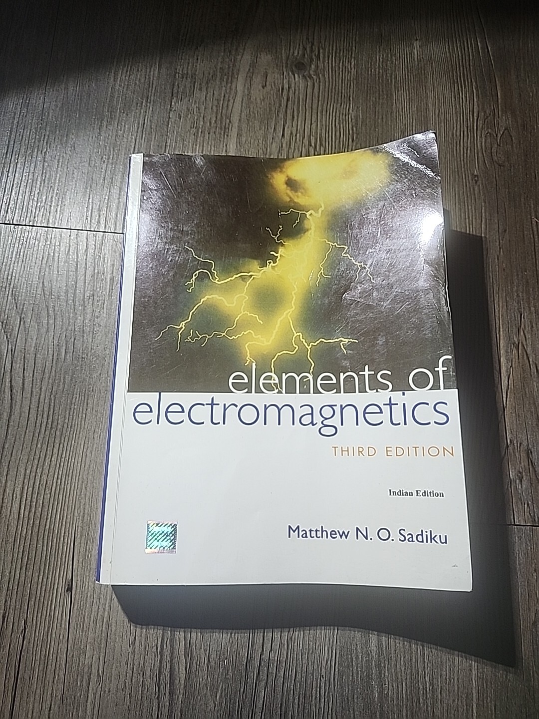Elements of Electromagnetics by Matthew N O Sadiku: Used