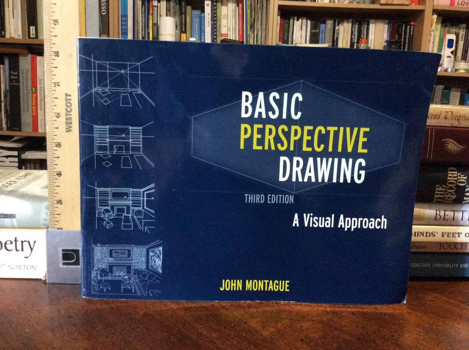 Basic Perspective Drawing: A Visual Approach 3rd Edition by John Montague PB VG