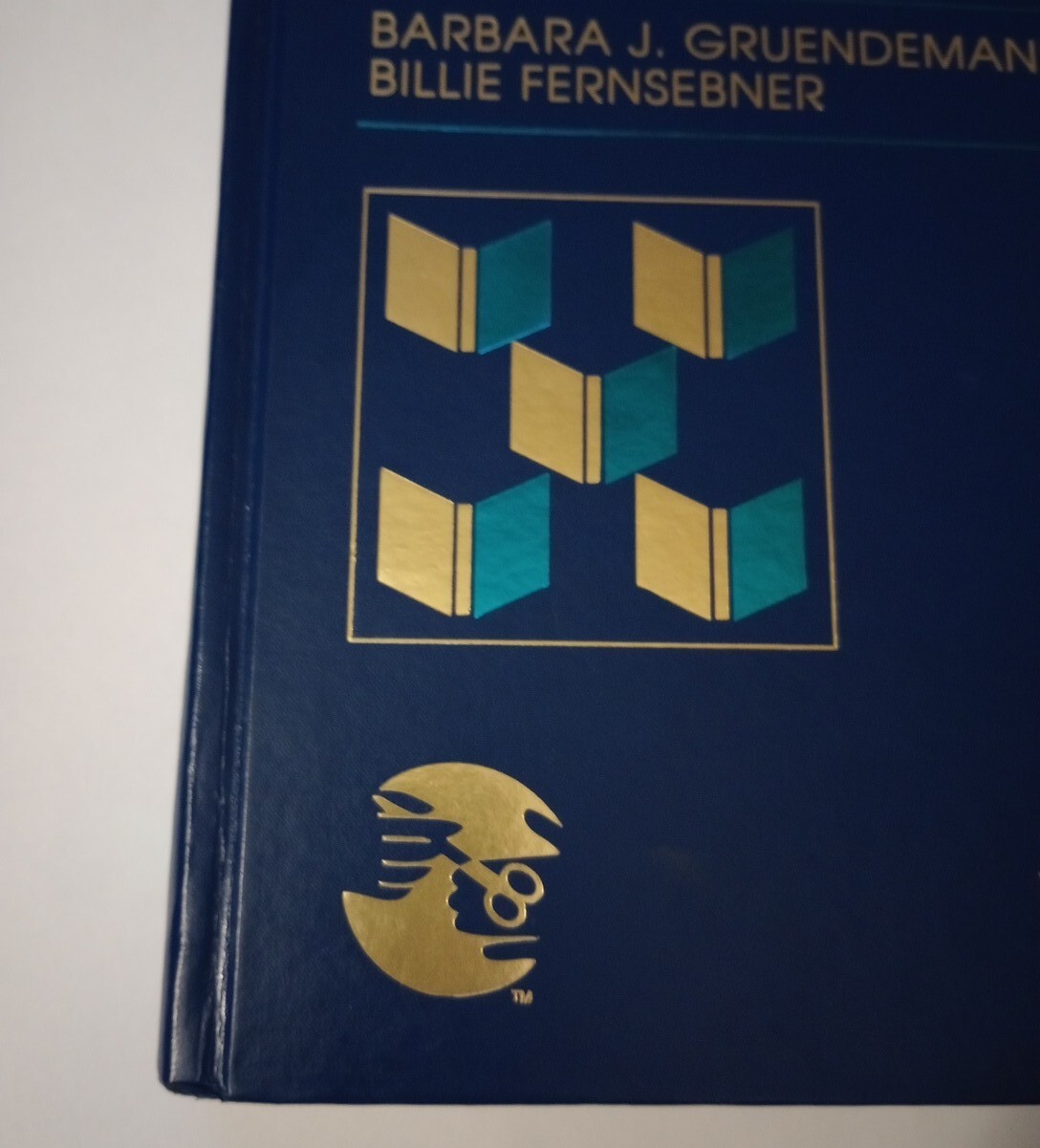 Comprehensive Perioperative Nursing. Barbara Gruendemann. ISBN 0-86720-647-0