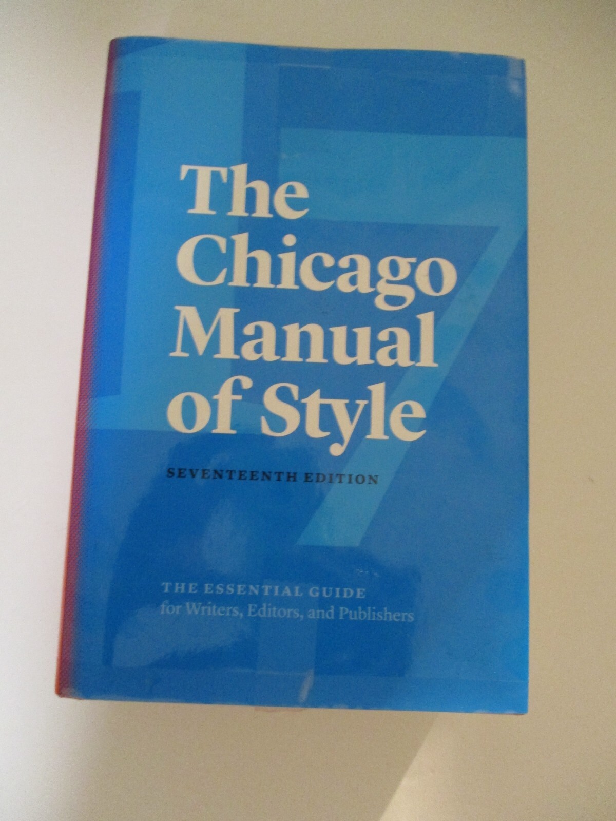 THE CHICAGO MANUAL OF STLE 17TH ED