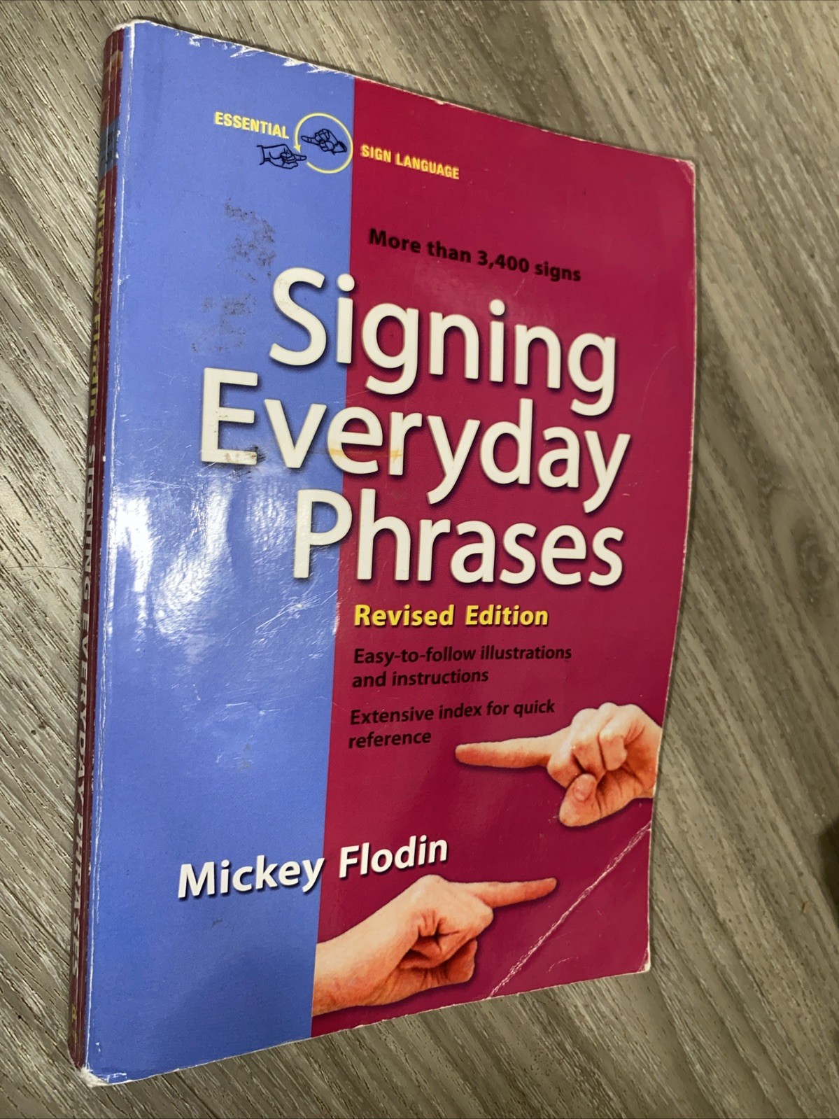 Signing Everyday Phrases: More Than 3,400 Sign- paperback, 9780399533099, Flodin
