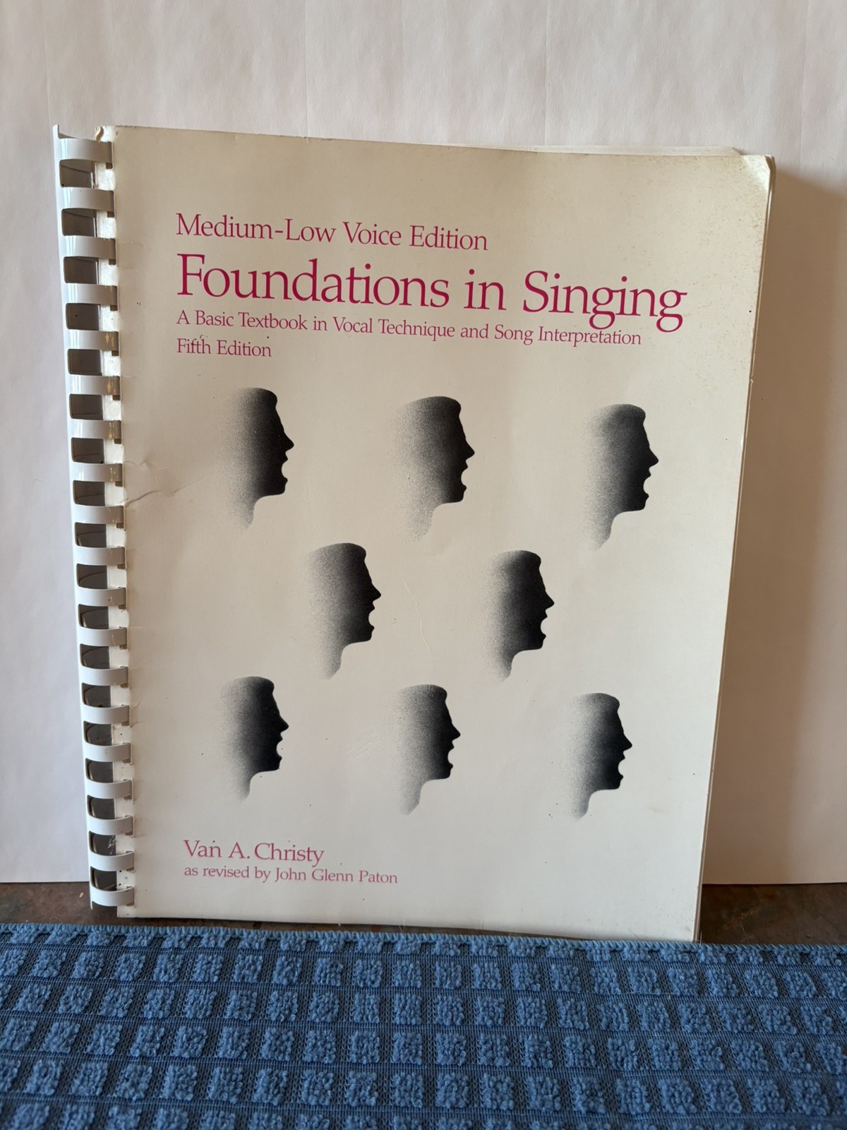 Foundations in Singing Medium-High Voice 2nd Edition by Van A. Christy (1990)