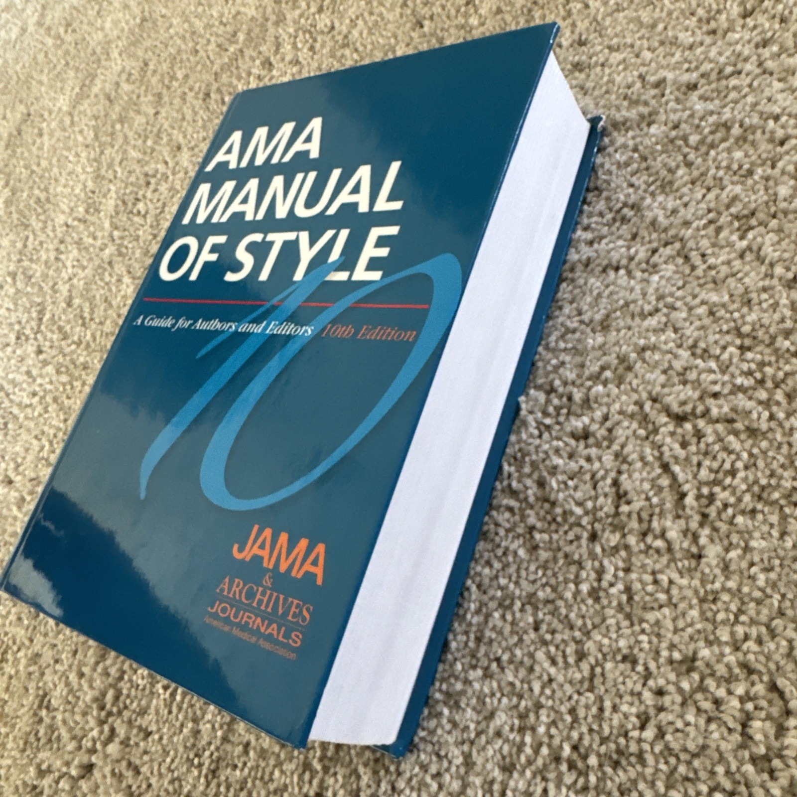 Oxford AMA Manual of Style 10th Edition Hardcover by JAMA Network Editors