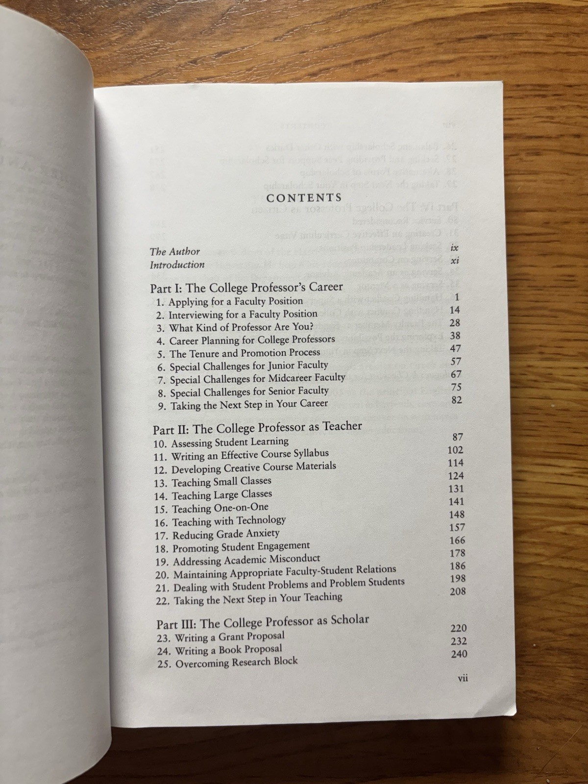 Essential College Professor : A Practical Guide to an Academic Career by Jeffrey