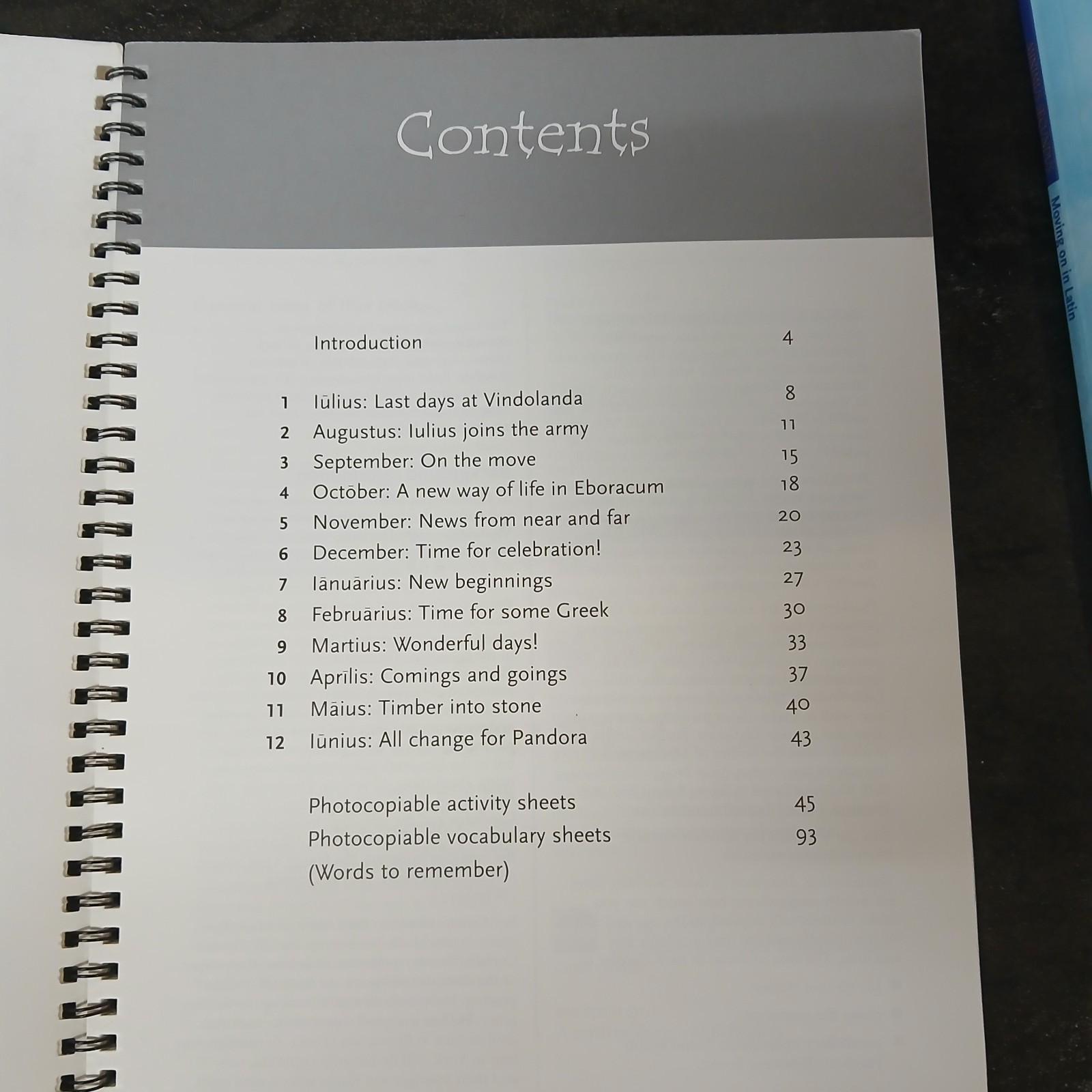 Minimus Secundus Teacher&rsquo;s Resource and Student Book: Moving on in Latin