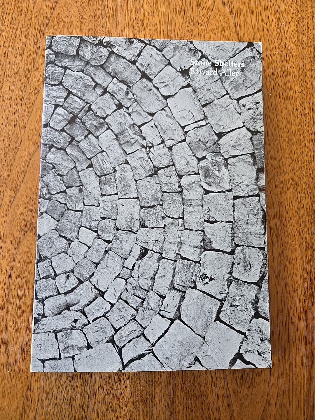 Stone Shelters Edward Allen The MIT Press, 1969 LIKE NEW PB 4th printing (1977)