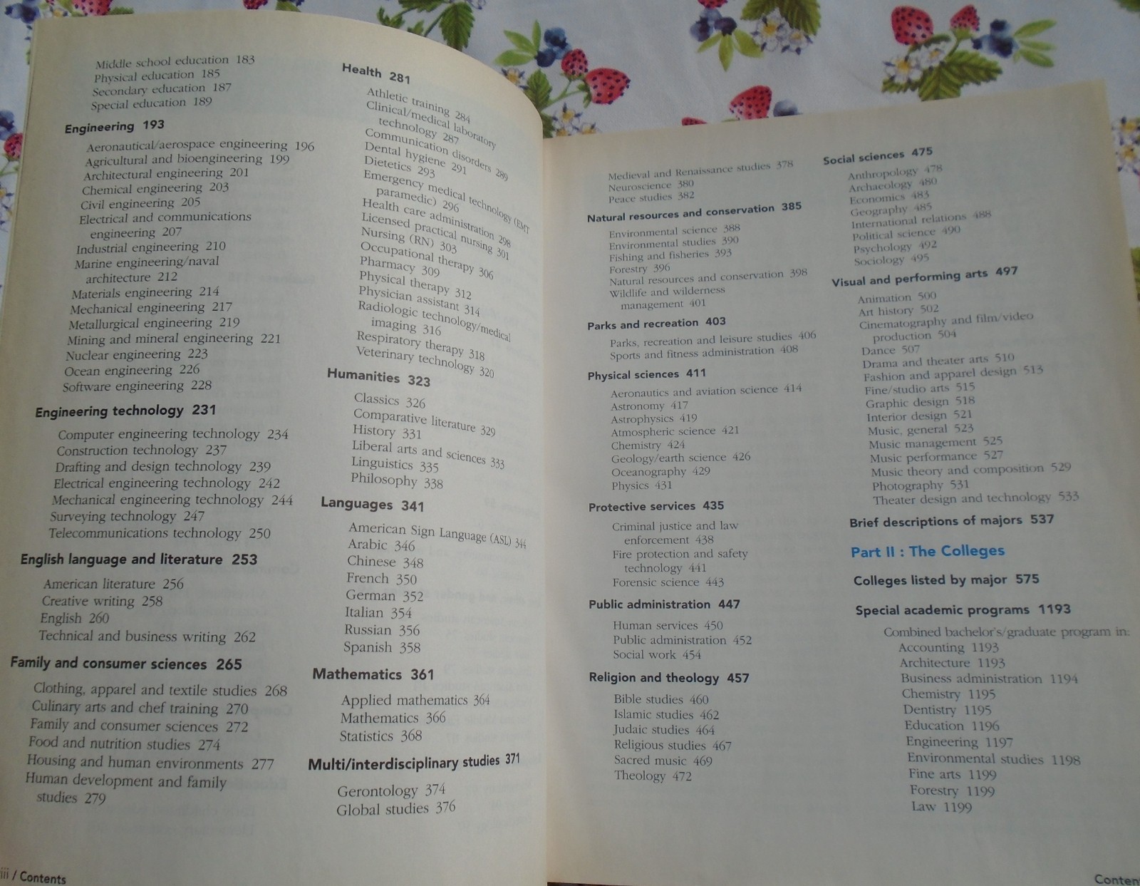 The College Board Book of Majors FIRST EDITION PAPERBACK