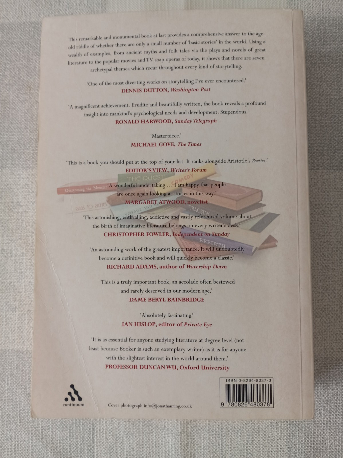 The Seven Basic Plots Christopher Booker Pback 2005 reprint ACCEPTABLE