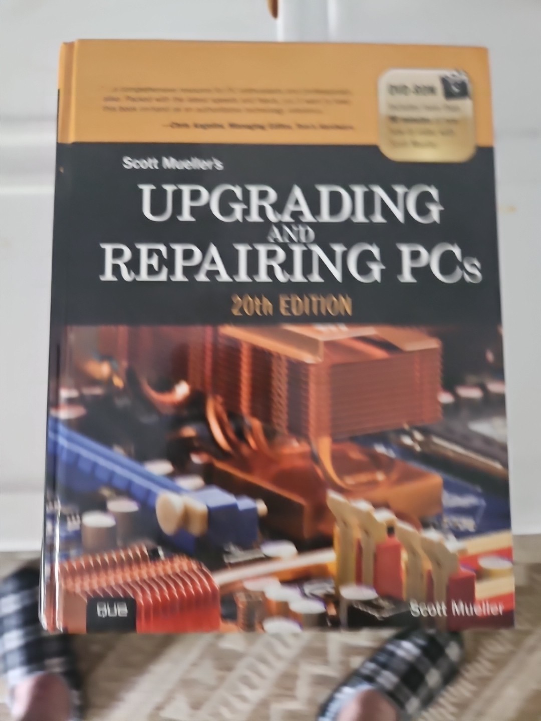 Upgrading and Repairing PCs by Scott Mueller (2011, Trade Paperback / Mixed Lot)