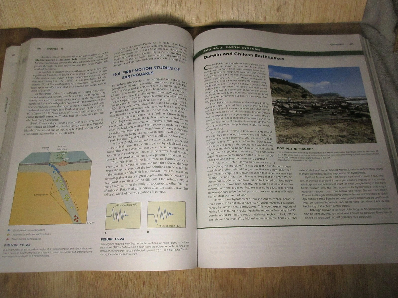 Physical Geology 17th Edition (INTERNATIONAL STUDENT EDITION) BY C. Plummer 2022